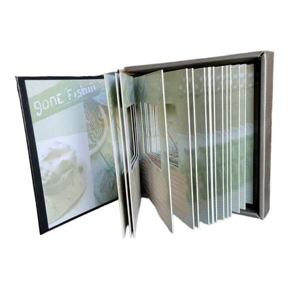 🤑 3 for $20 - Cedar Key 7"×7" Fishing Memory Photo Book - Picture 4 of 5